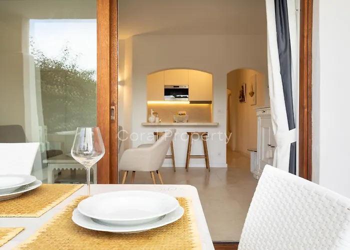 Rea Beachfront - Giardino & Privata * Porto Cervo