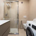 Apartamento Rea Beachfront - Giardino & Privata - By Coral