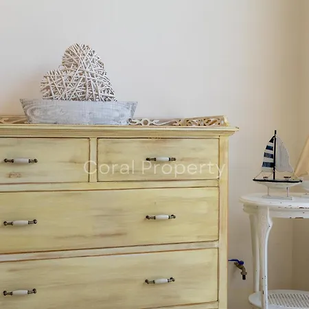 Appartement Rea Beachfront - Giardino & Privata - By Coral Porto Cervo