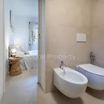 Lejlighed Rea Beachfront - Giardino & Privata - By Coral Porto Cervo